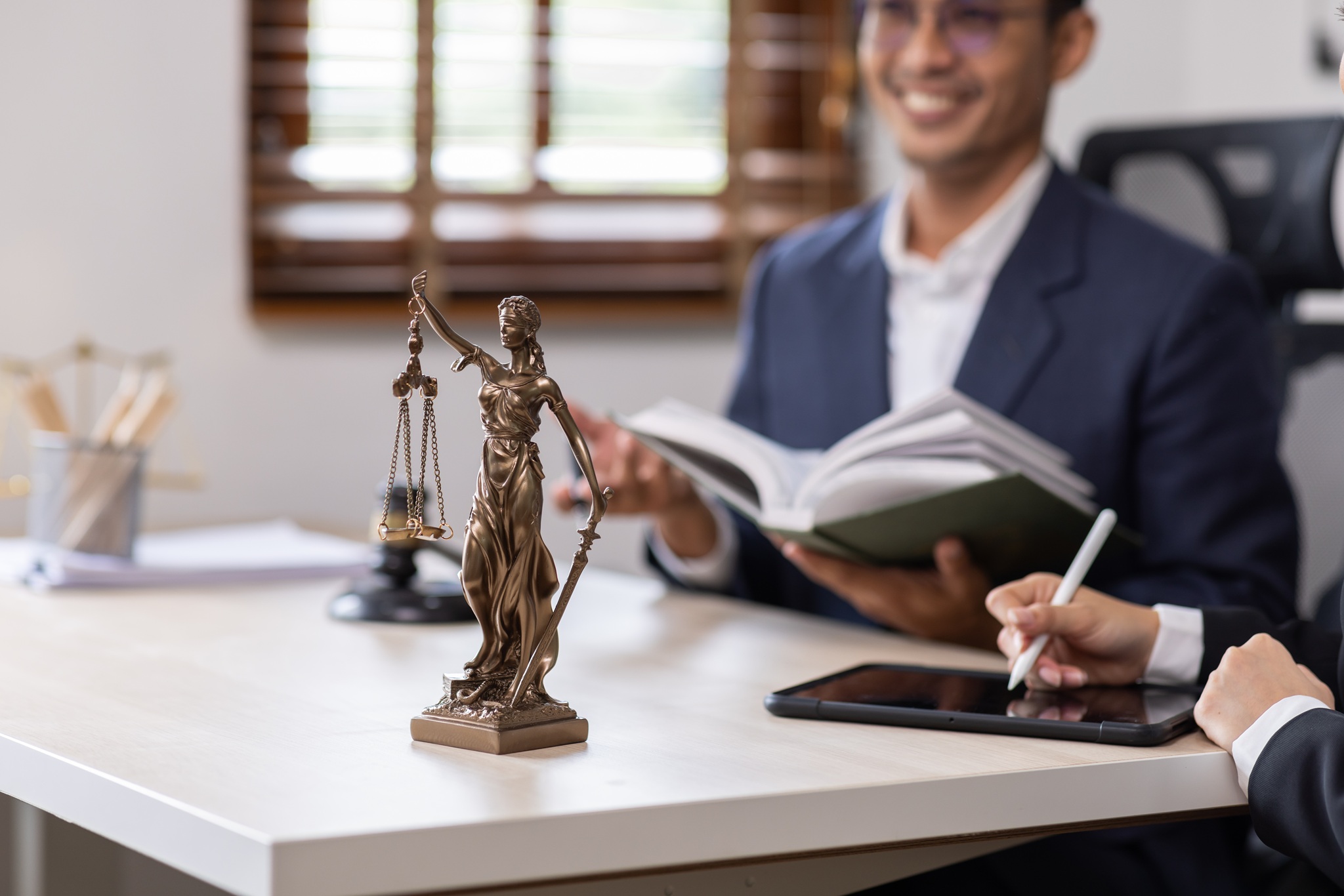 How Legal Funding Differs from a Traditional Loan